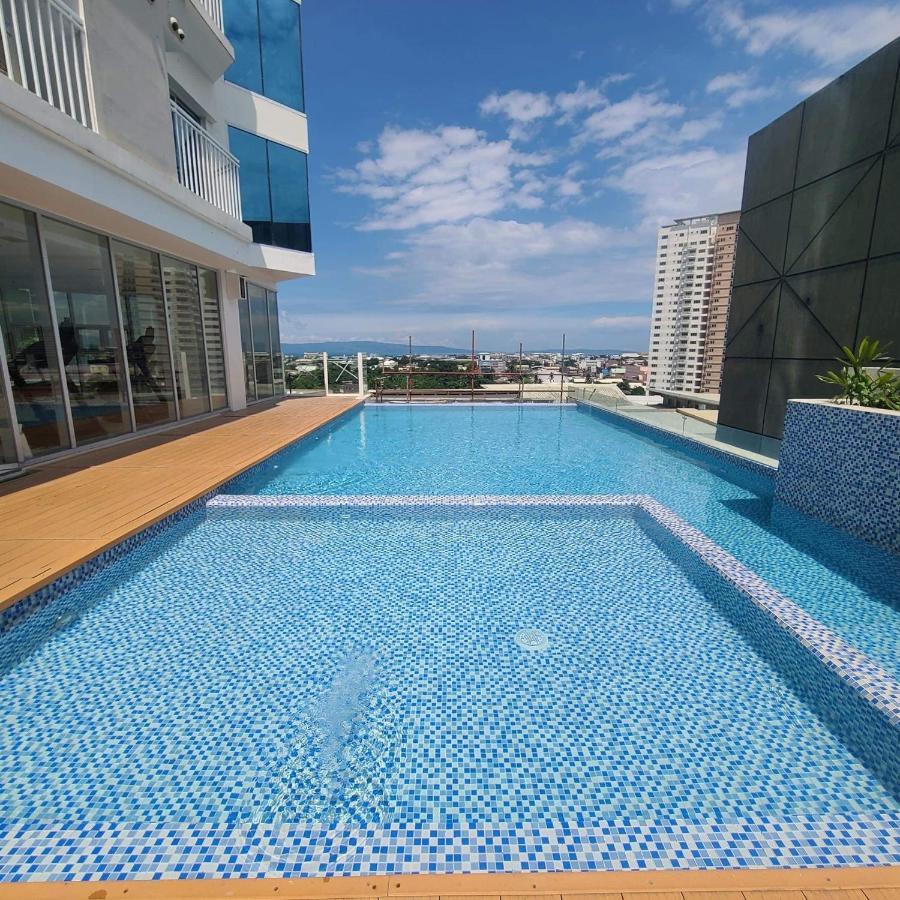 Inspiria Abreeza Davao Aparthotel Exterior foto